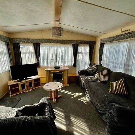 Seaview 145 - Pet Friendly, Bath And Close To Beach & Fantasy Island - Meadow Lakes Caravan & Lodge Hire إنغولدميلز المظهر الخارجي الصورة
