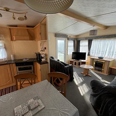 Seaview 145 - Pet Friendly, Bath And Close To Beach & Fantasy Island - Meadow Lakes Caravan & Lodge Hire إنغولدميلز المظهر الخارجي الصورة